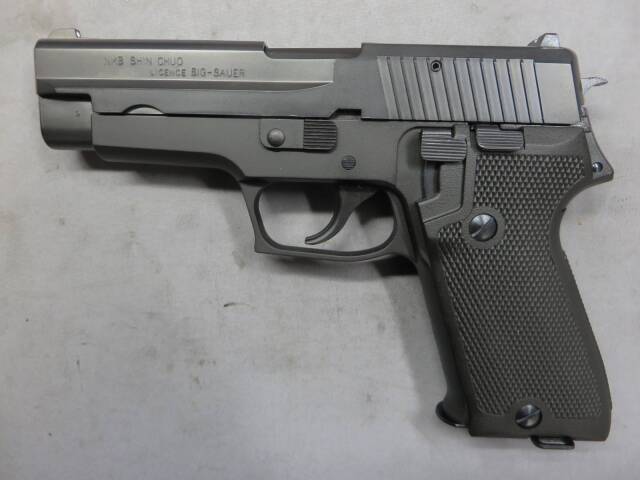 【タナカ】SIG P220 航空自衛隊 9ｍｍ拳銃 フレームHW Evo2 モデルガン