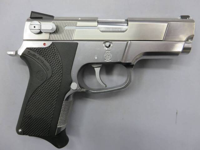 【ウエスタンアームズ】S&W ショーティ40 クロームシルバーモデル