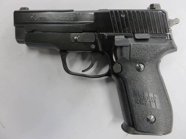 【タナカ】SIG SAUER P228 スチールフィニッシュ