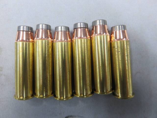 【タナカ】コルトパイソン.357mag 2.5in・ブルーイング・木製グリップ　モデルガン
