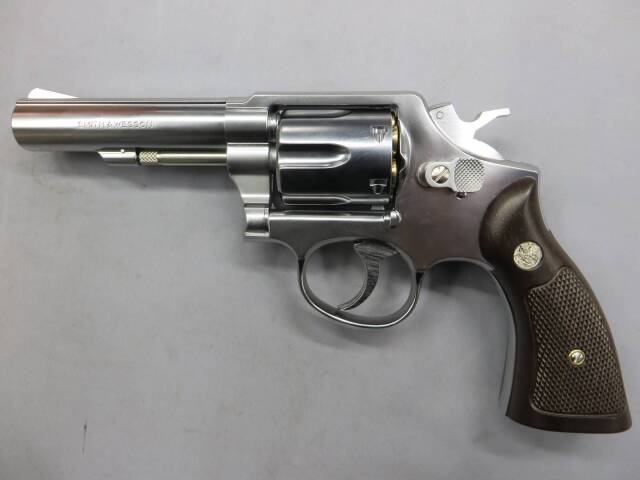 【マルシン】S&W M64 シルバーABS  チェッカープラグリップ仕様 Xカートリッジ
