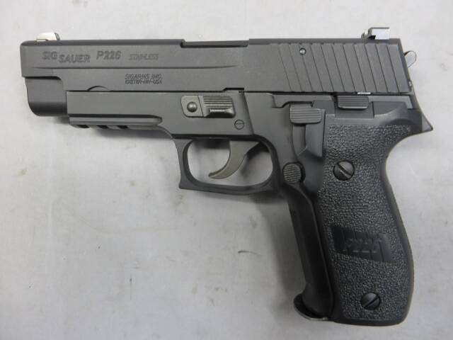 【東京マルイ】SIG SAUER P226Rail・Guarder メタルスライド