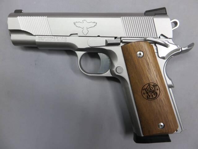 【ウエスタンアームズ】S&W SW1911 ガンサイトエディション シルバー