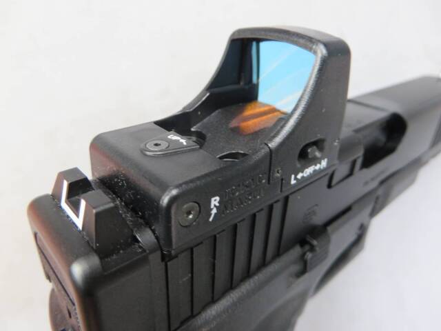 【東京マルイ】グロック17 Gen.5 MOS・デトネーター カスタムスライド・マイクロプロサイト Glock17 G17