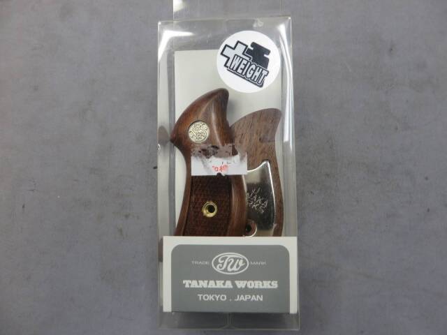 【タナカ】S&W Jフレーム ラウンドバット ウォールナットチェッカー +Weight