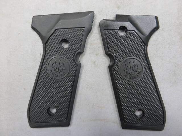 【Beretta】ベレッタM92Fシリーズ　Beretta 純正グリップ made in ITALY