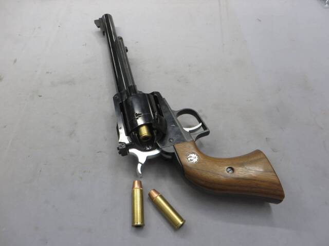 【マルシン】スーパーブラックホーク 7.5in  Wディープブラック 木製グリップ仕様 リアルXカートリッジ