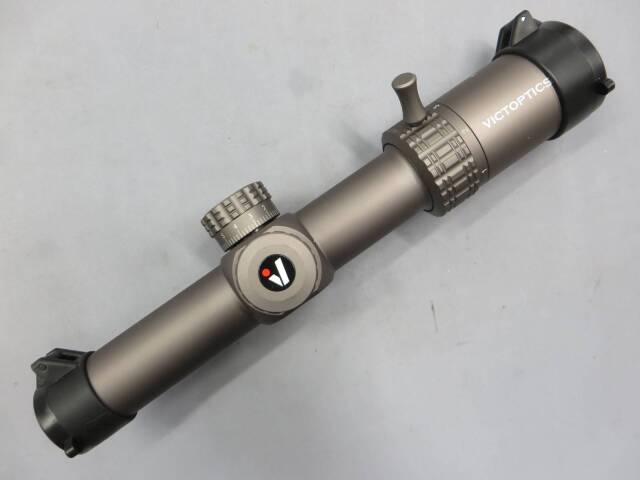 トイガン Victoptics/Vectoroptics s6 ベクターオプティクス ライフルスコープ S6ブラック Vector