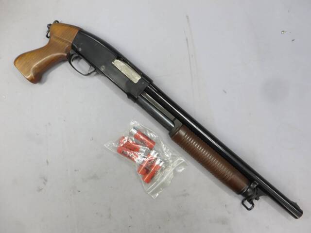 MGC M31RS2 Wooden stock Type モデルガン A rare item! A cool shotgun model! MGC M31 RS2 Frame Heavy