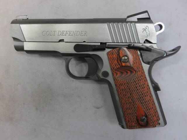 【ウエスタンアームズ】コルト ディフェンダー コンバットエリート ウッドグリップ