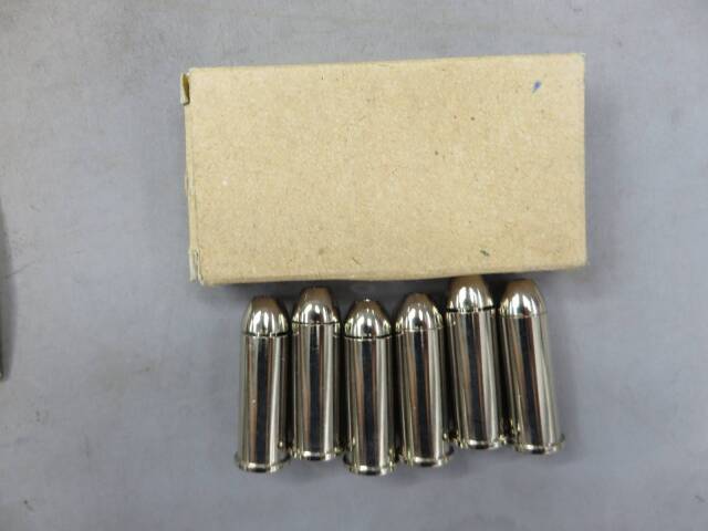 【ハートフォード】SAA.45 チューブド シェリフカスタム ラウンドグリップ付 オールシルバー モデルガン