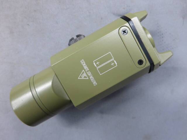 【FEATURES】タクティカル フラッシュ ライト