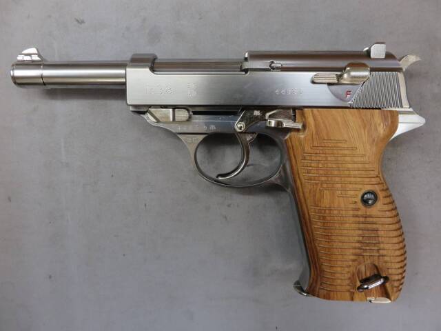 マルゼン シルバー マルゼン】ワルサーP38 シルバー・木製グリップ