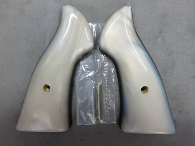 【タナカ】Jフレーム スクエアバット Jay Scott タイプ ラミネート ホワイト パール グリップ +Weight