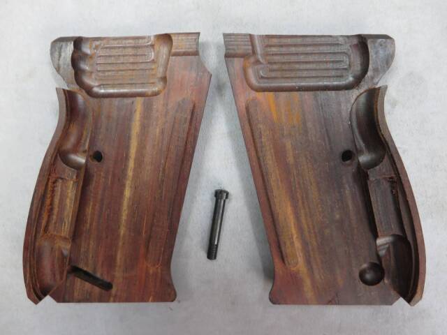 【不明】ワルサーP38 木製グリップ