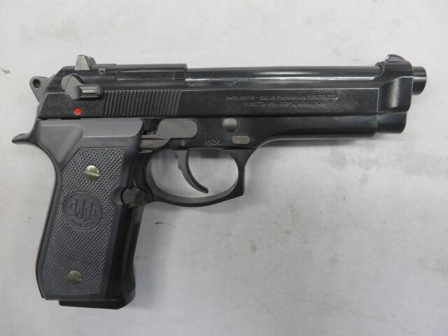 【ウエスタンアームズ】ベレッタM92FS メタルブルーモデル アキュラシーカスタム