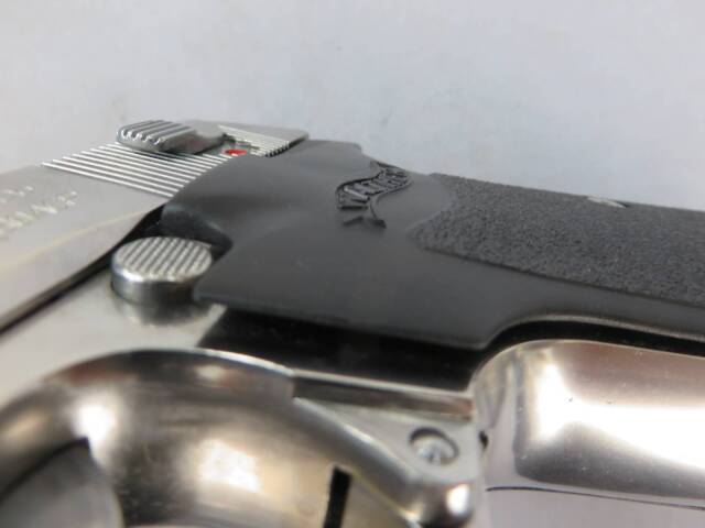 【マルゼン】ワルサー ニューPPK/S ステンレスモデル・グリップ変更