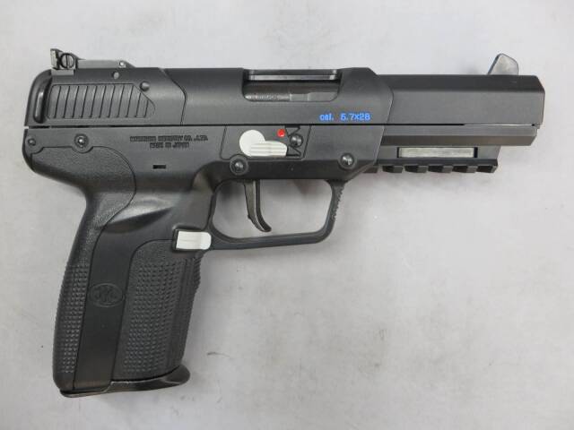 【マルシン】Five-seveN USG 6mmBB　FN5-7