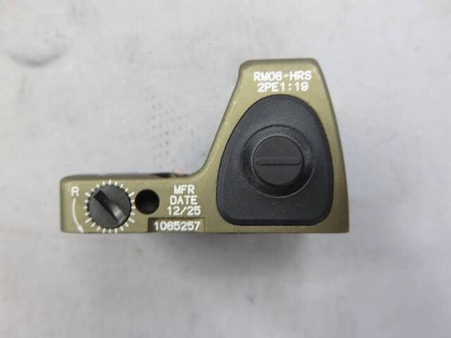 【Trijicon】RMR 3.25 MOA HRS コヨーテブラウン（実物）