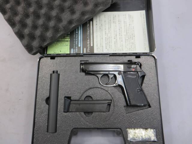 【マルゼン】ワルサー PPK/S ブラックメタル ムービープロップシリーズ