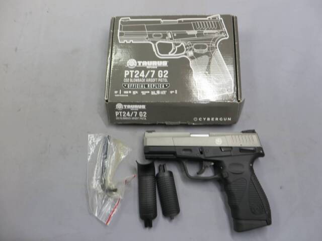 【CyberGun】TAURUS・トーラスPT 24/7 メタルスライド CO2