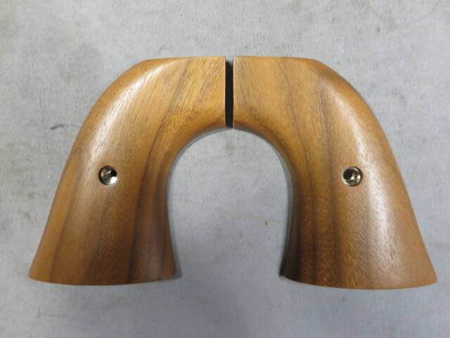【タナカ】コルト SAA.45 アメリカンウォールナット +Weight（スクリュー無）