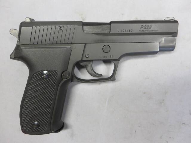 【タナカ】SIG P226 Early HW Evolution　モデルガン