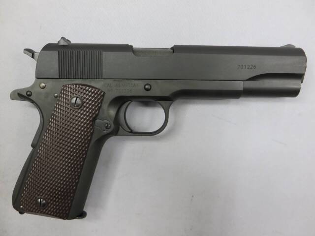 【Action】 ブラックラグーン ロベルタ愛用の銃インベルM911