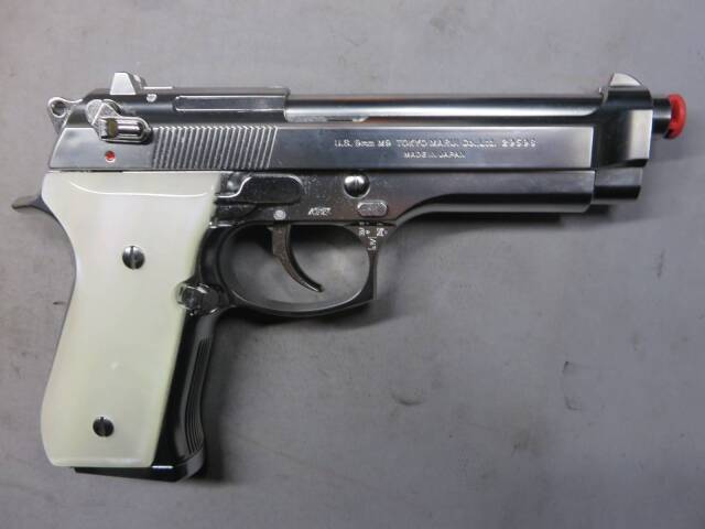 東京マルイ】M92F クロームステンレス・キャロムショット ホワイト