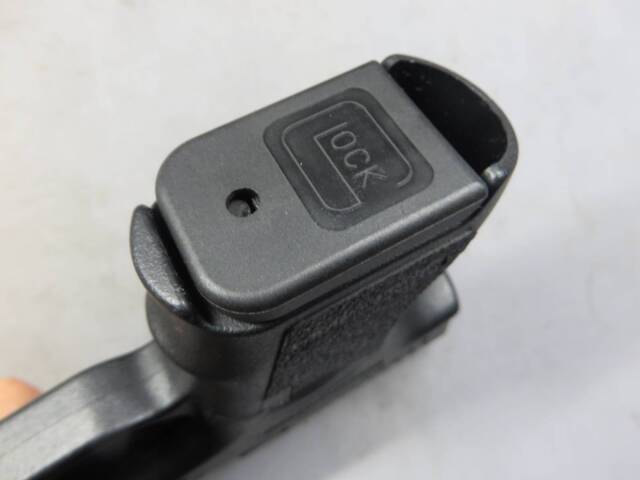 東京マルイ】グロック26・G26 Glock26・Glock刻印マガジンベース付