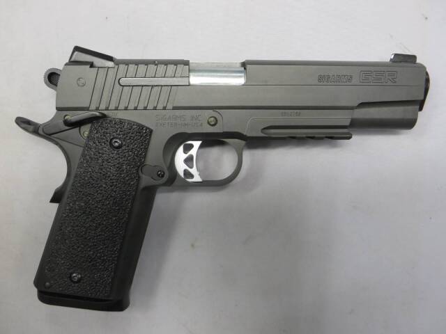【ウエスタンアームズ】SIG ARMS GSR カーボンブラック
