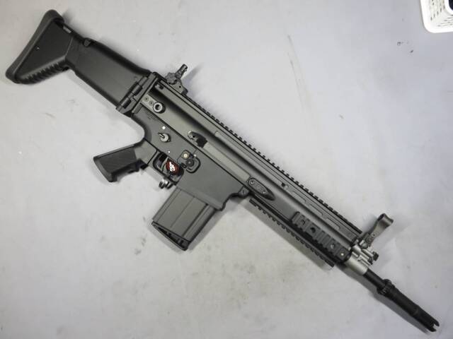 【東京マルイ】SCAR-H ブラック　次世代電動ガン