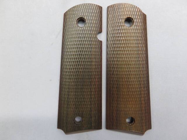 【アルタモント】ガバメント・1911 フルサイズ  フルチェッカー グリップ