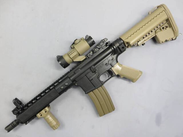 【東京マルイ】CQB-R FDE カスタム　次世代電動ガン