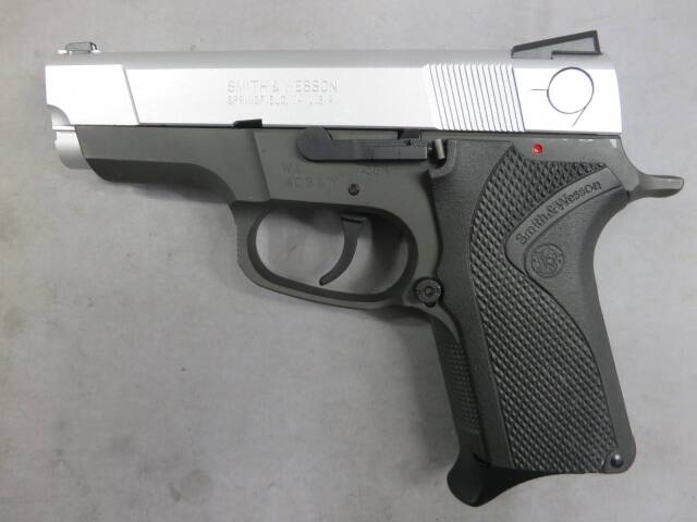 【ウエスタンアームズ】S&W ショーティ40 2トーン