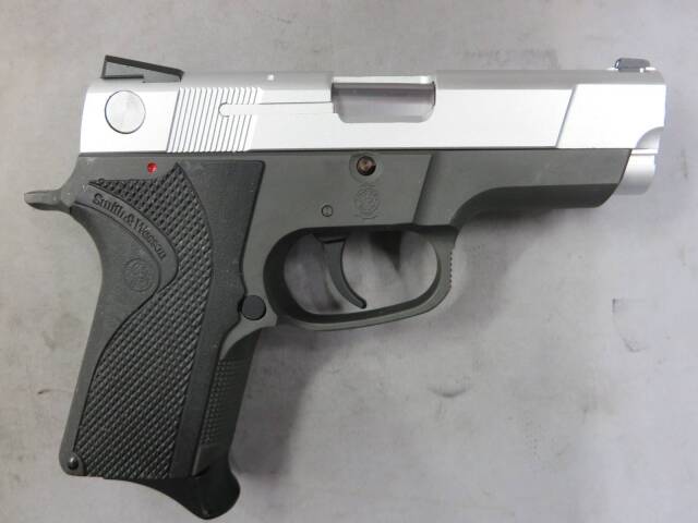 【ウエスタンアームズ】S&W ショーティ40　2トーン