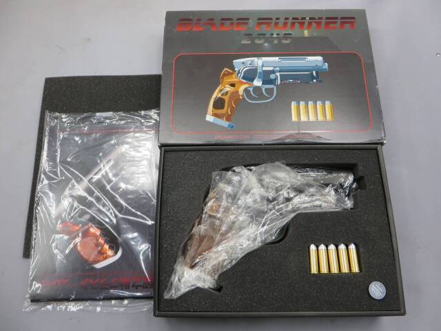 留之助】留之助ブラスター 2049 ライセンスエディション / ガンスタンド 