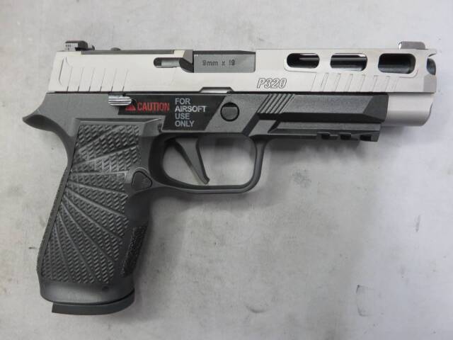 【Parabellum】SIG P320 PRO WC カスタム 4.7in Titanium Gray・メタルスライド