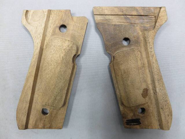 Beretta純正 実物 M92シリーズ Big Logo 木グリ　E02830 Amazon.co.jp: ベレッタ社純正 M92Fシリーズ用 木製グリップ