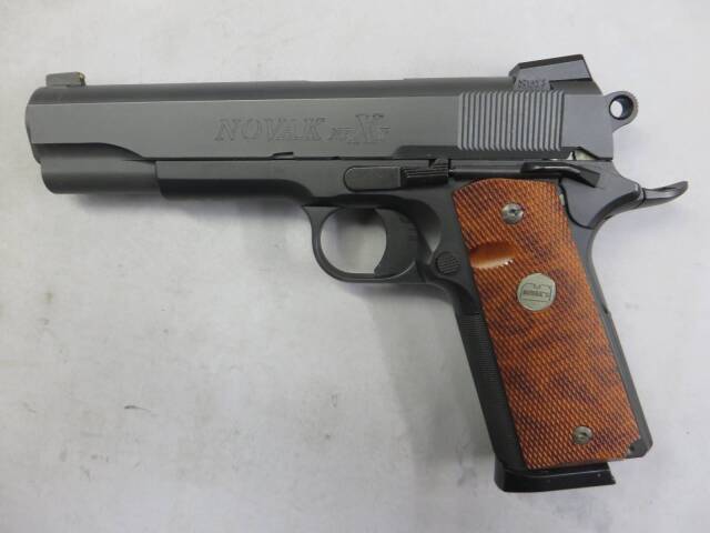 ウエスタンアームズ】NOVAK NEXT 5in ブラック・ノバック