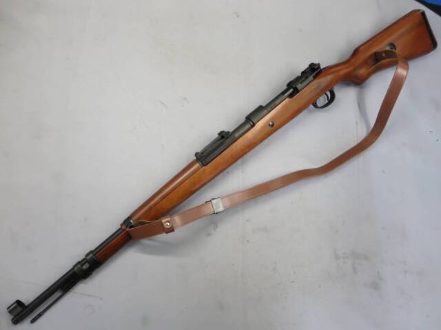 【マルシン】モーゼルKar98K ブラックHW ウォルナットブラウンストック仕様・革スリング