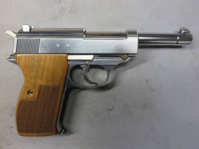【マルゼン】ワルサーP38 シルバー・木製グリップ