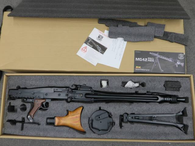 【AGM・S&T】MG42 リアルウッド ショップ（南蛮堂）カスタム 電動ガン