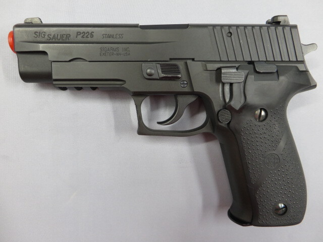 【KSC】P226R HW SYSTEM7 HOGUE ラバーグリップ標準装備