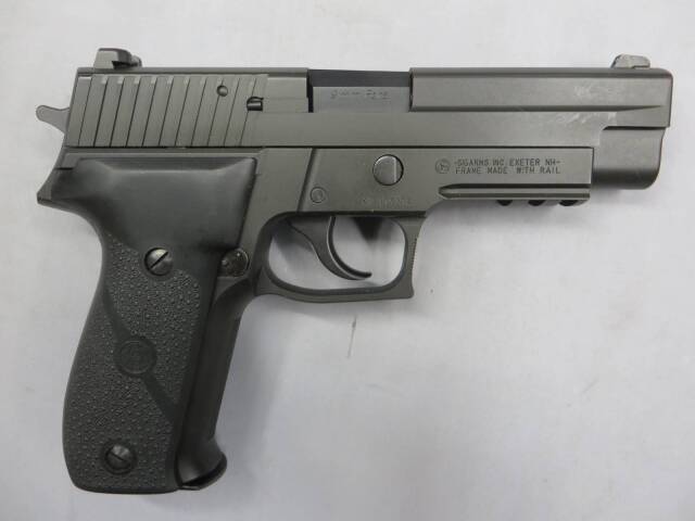 【KSC】P226R HW SYSTEM7 HOGUE ラバーグリップ標準装備