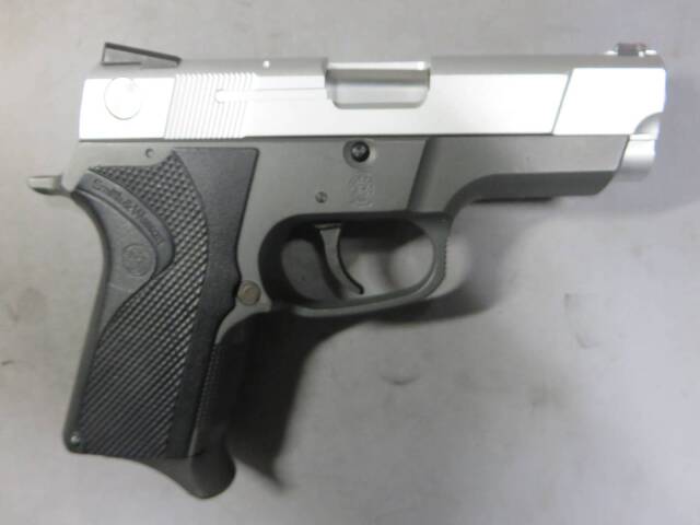 【ウエスタンアームズ】S&W ショーティ40　2トーン