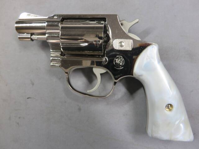 【タナカ】S&W M36 チーフスペシャル スクエアバット トラビス ニッケルフィニッシュ Ver.2  モデルガン