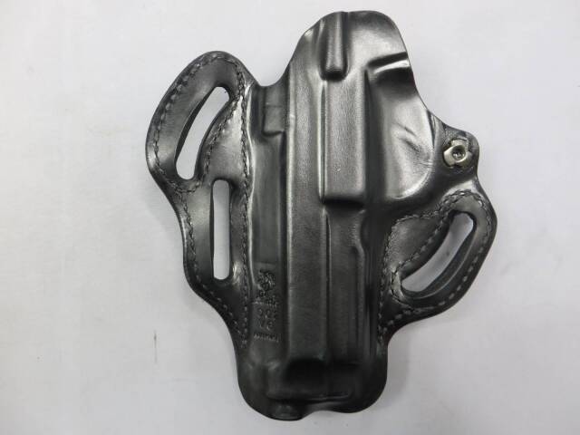 【DeSantis】ベレッタM92 SPEED SCABBARD（RIGHT）ホルスター