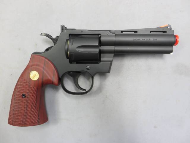 【クラウン】コルトパイソン.357mag 4in カート式・ガス・リボルバー