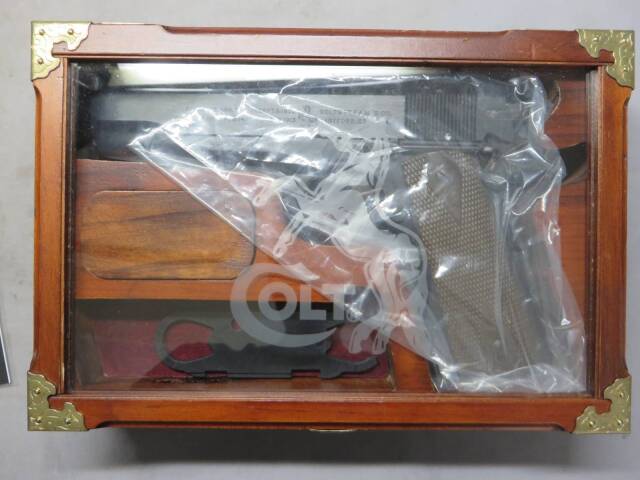 【ウエスタンアームズ】コルトM1911 ブラックアーミー・Coltロゴ入り木箱付